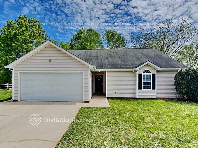 Building Photo - 2017 Briarberry Ln