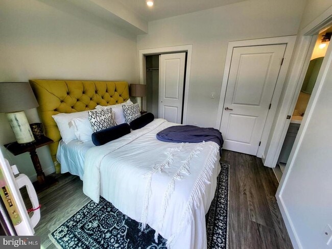 Foto del edificio - 1617 Ridge Ave