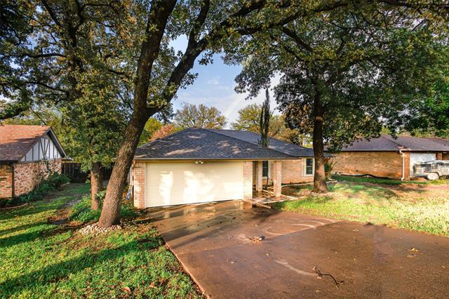 Building Photo - 2302 Westpark Way Cir