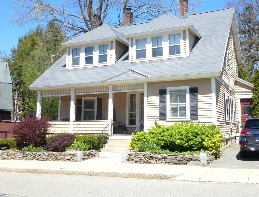 Foto principal - 38 Court Ln
