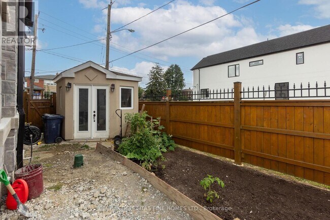 Photo du bâtiment - 70 Haverson Blvd