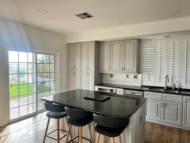 Foto del edificio - 4 Pastora