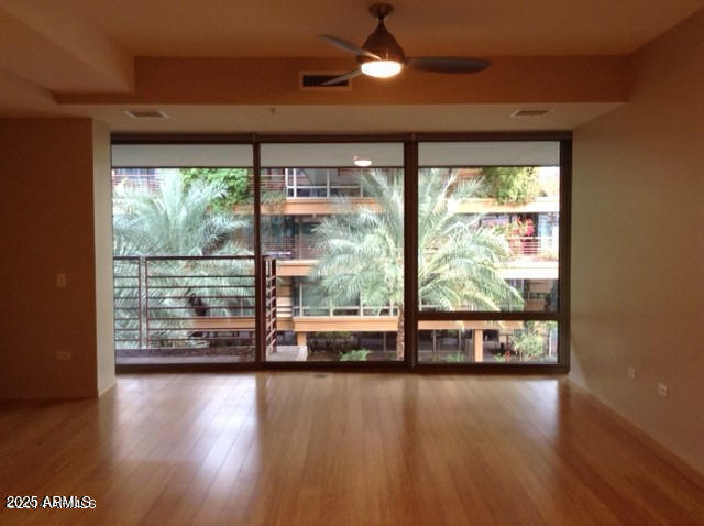 Building Photo - 7137 E Rancho Vista Dr