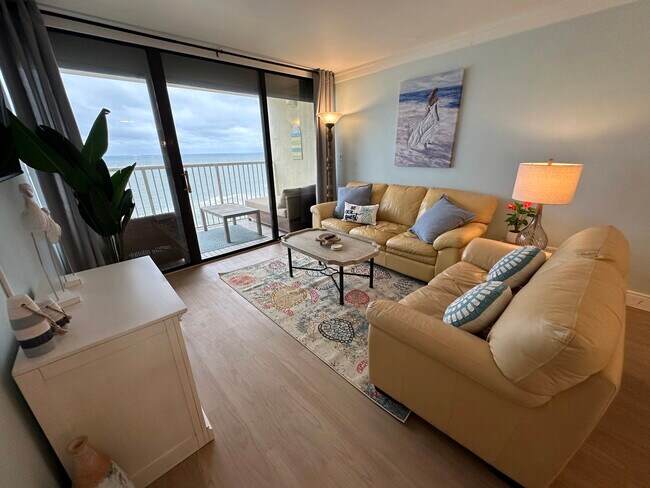 Foto del edificio - Pelican Watch