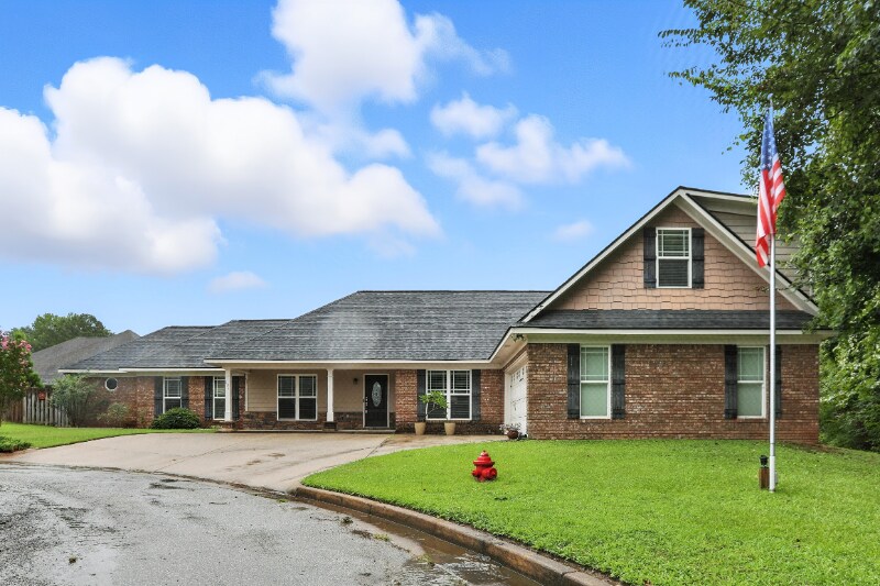 Foto principal - 131 Rock Ct