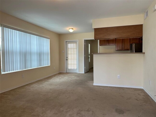 Foto del edificio - 2750 Holly Hall St