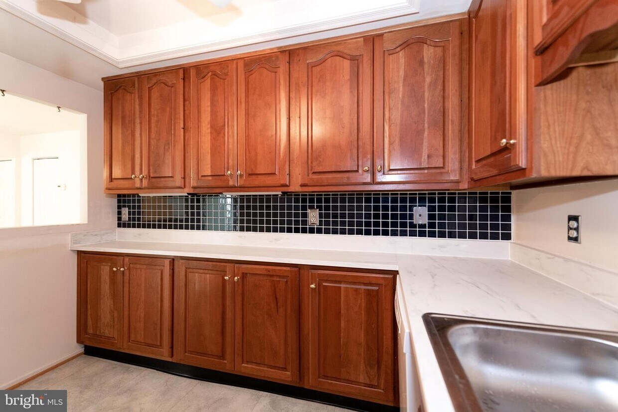 Foto principal - 10020 Stedwick Rd