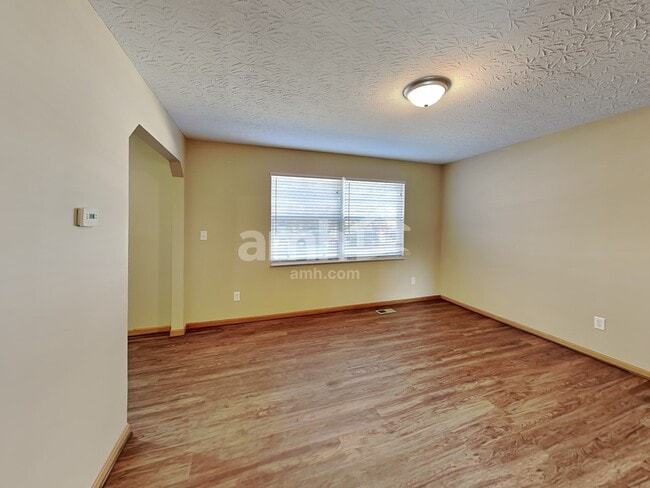 Foto del edificio - 55 Saddle Creek Ln