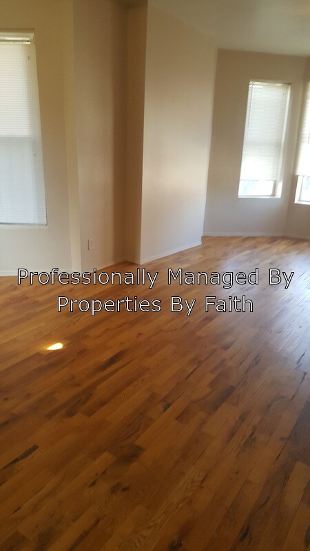Building Photo - 6315 S Eberhart Ave