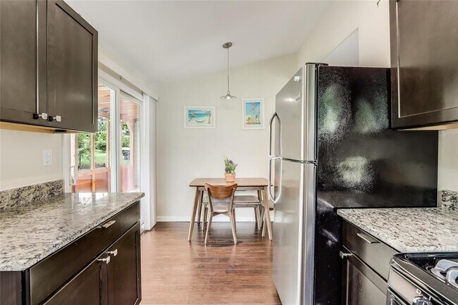 Foto del edificio - 5112 Heflin Ln