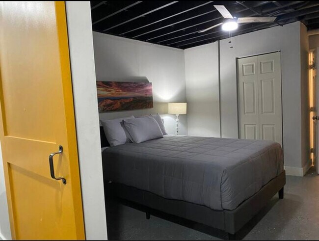 Foto del edificio - 1677 Dorsey Ave