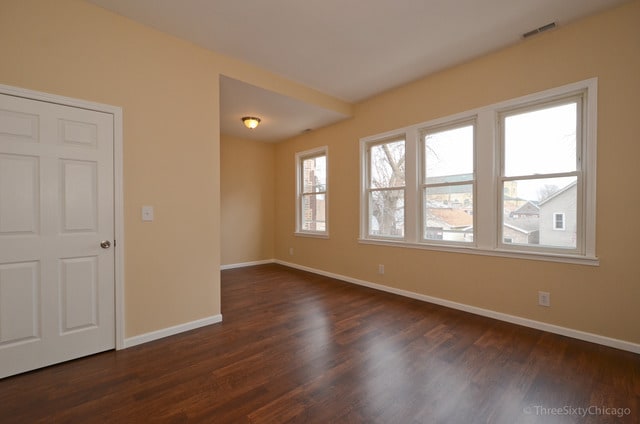 Building Photo - 3726 S Emerald Ave