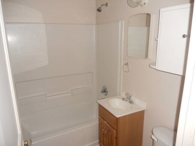 Foto del edificio - 826 Garfield