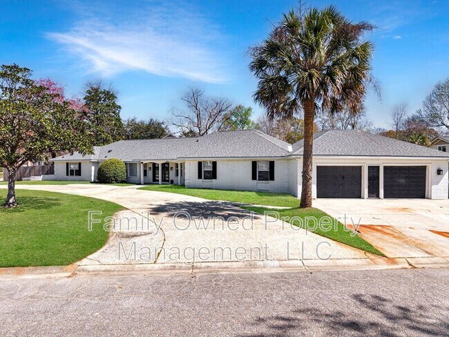 Foto del edificio - 23 Shadowmoss Pkwy