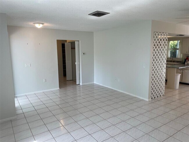 Building Photo - 434 Marlin Rd