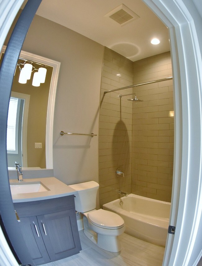 Foto del edificio - 874 W Lill Ave