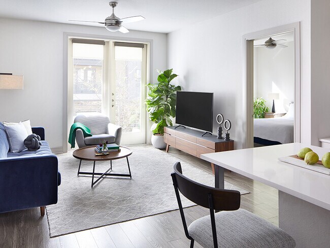 Building Photo - Apartment for Rent