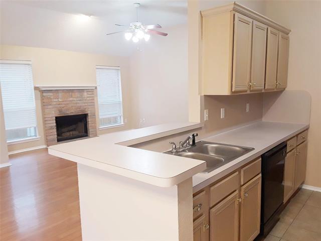 Building Photo - 314 Summerhill Dr