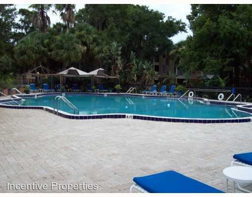Foto del edificio - 3942 Versailles Dr