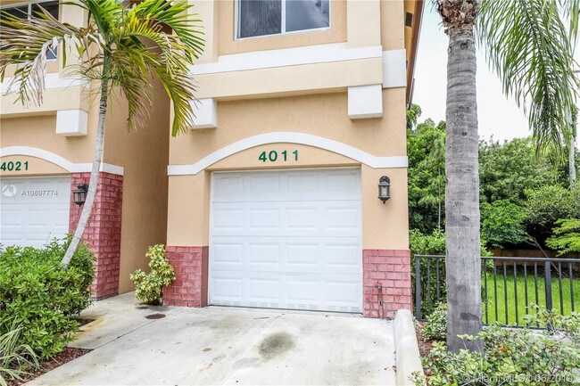 Foto del edificio - 4011 Oak Landing Dr