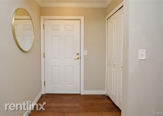 Foto del edificio - 1 br, 1 bath House - 444 Chester St Apt 406