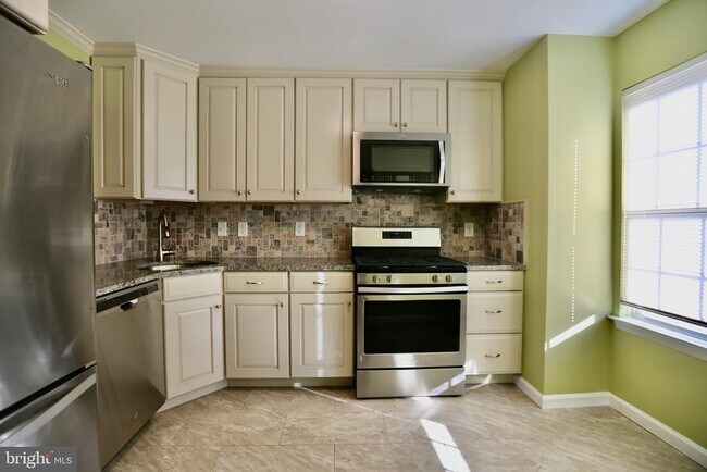 Foto del edificio - 442 Atlanta Court