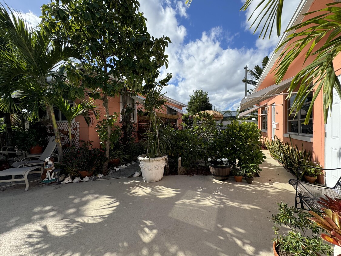 Primary Photo - 311 Pershing Way