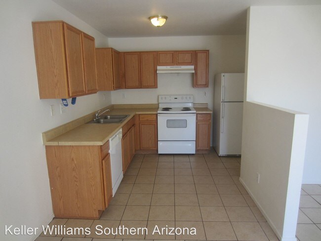 Building Photo - 5930 S Jeanette Blvd