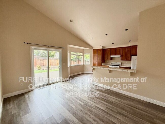 Building Photo - 8878 Lebec Ln