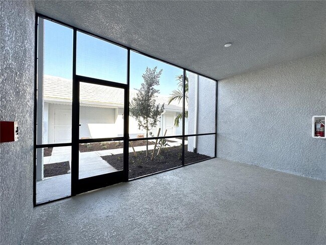 Foto del edificio - 14204 Heritage Landing Blvd