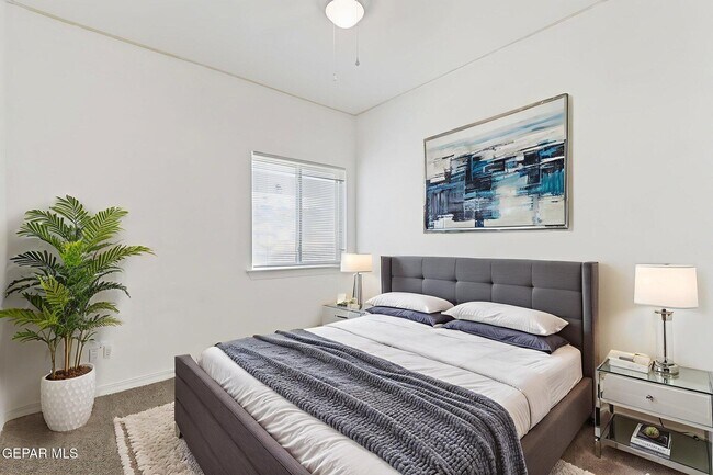 Foto del edificio - 223 Rutland Pl