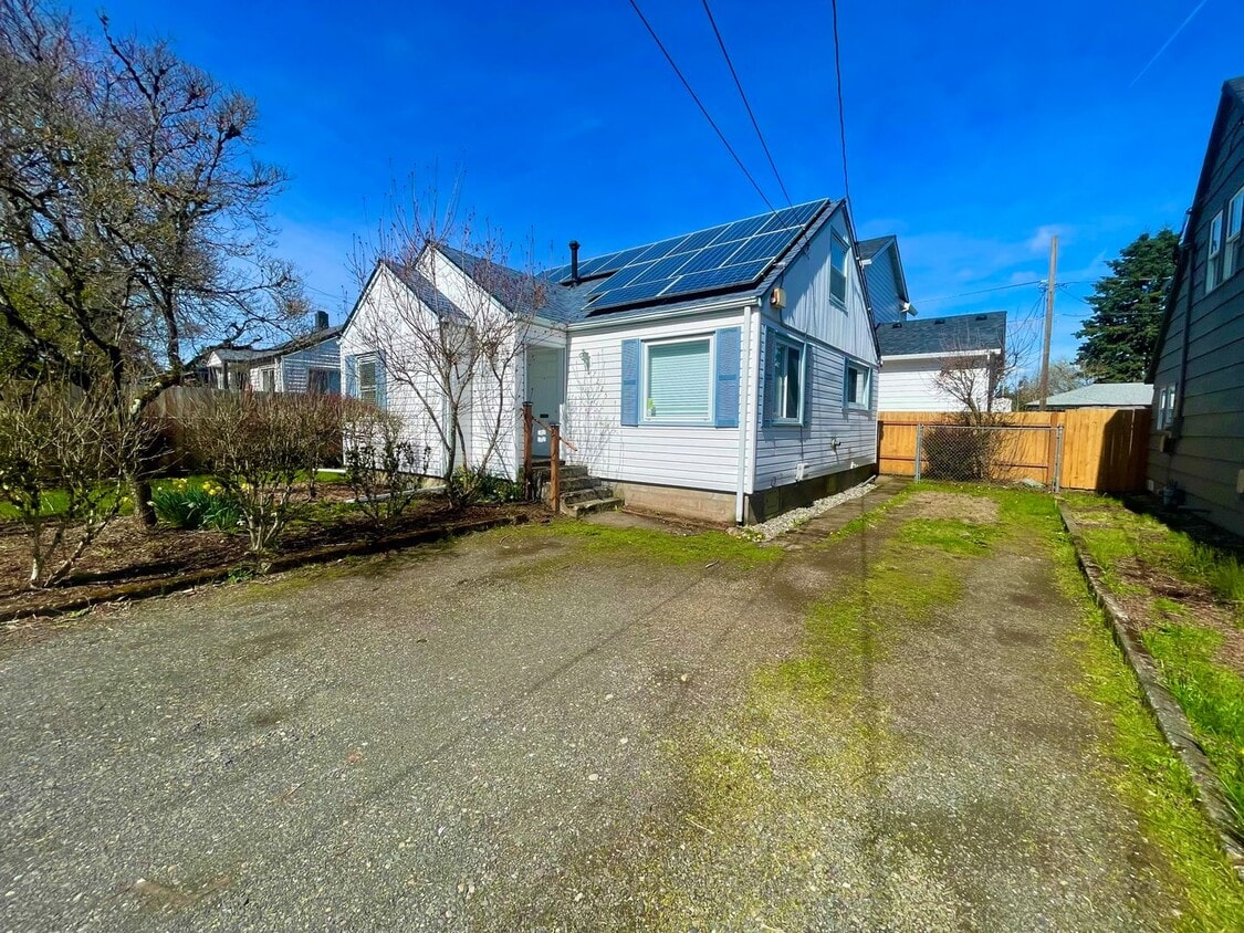 7225 SE Harney St, Portland, OR 97206 House Rental in Portland, OR