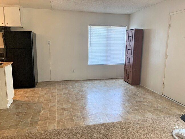 Foto del edificio - 10645 Carmel Mountain Rd