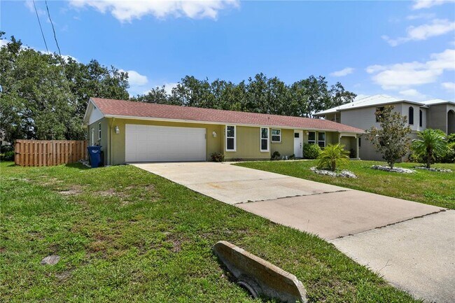 Foto del edificio - 4612 8th St Ct E