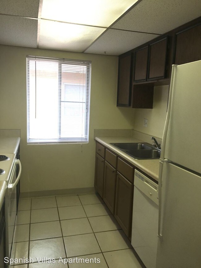 Foto del edificio - 1644 S Palmetto Ave