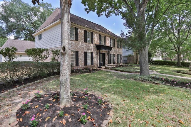 Building Photo - 610 Aldersgate Ct