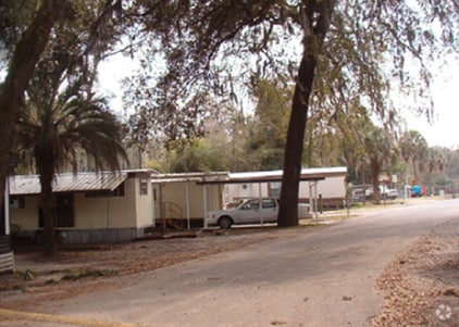 Primary Photo - Oaks Mobile Home Park