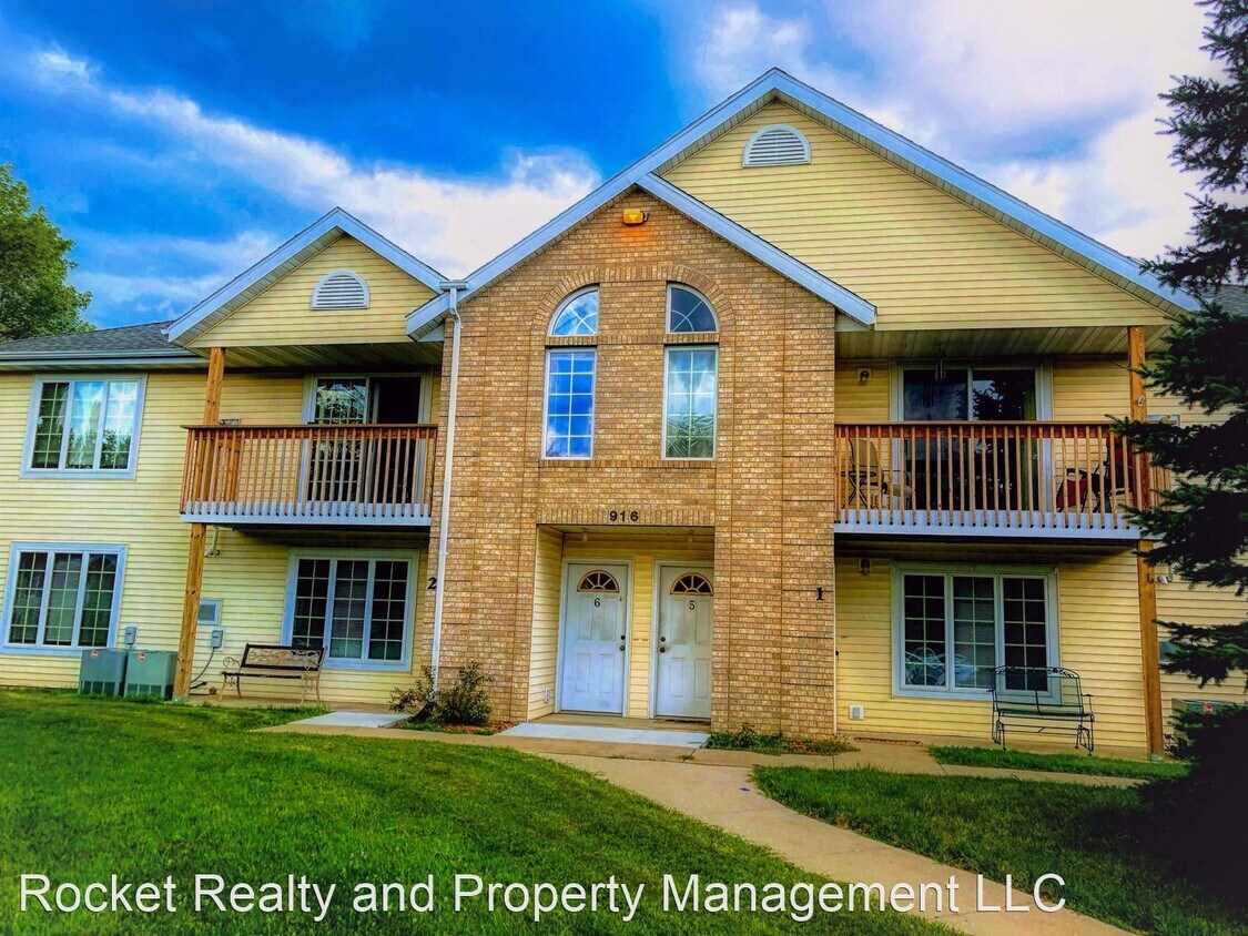 Foto principal - 916 Monroe St