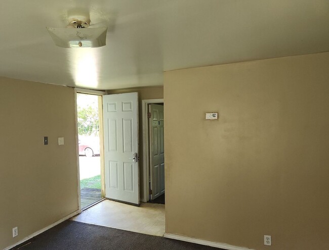 Foto del edificio - Cozy and Pet-Friendly Home in Muncie!