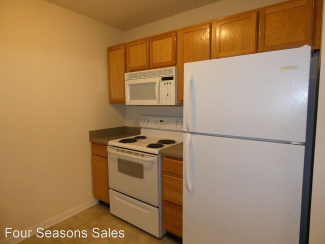 Building Photo - 114 N Wheeless Dr