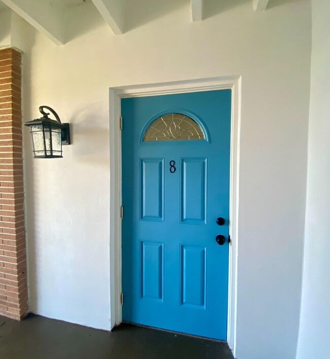 Building Photo - 124 Yacht Club Dr