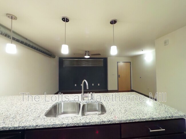 Foto del edificio - 1101 Hawthorne Ln