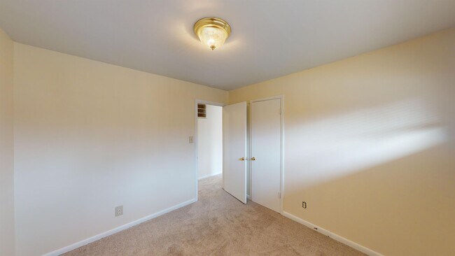 Foto del edificio - 1318 Argonne Blvd