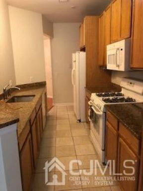 Foto del edificio - 2107 Cedar Village Blvd
