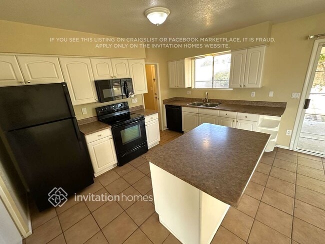 Building Photo - 1529 N Delmar