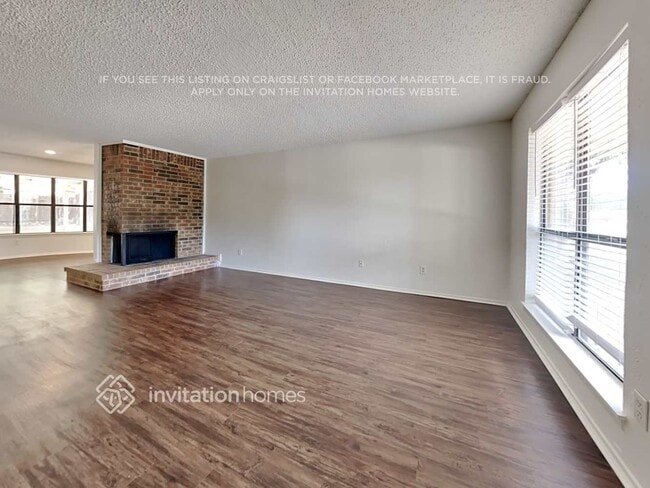 Building Photo - 717 Holly Oak Dr