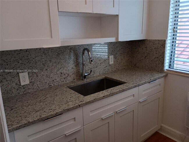 Foto del edificio - 535 74th St