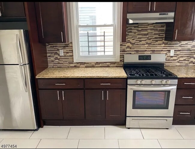 Kitchen - 209 N 15th St