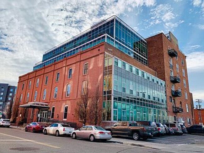 Building Photo - 1143 Auraria Pkwy
