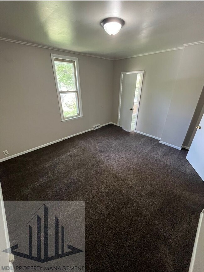 Foto del edificio - 3 Bed 1 Bath Home